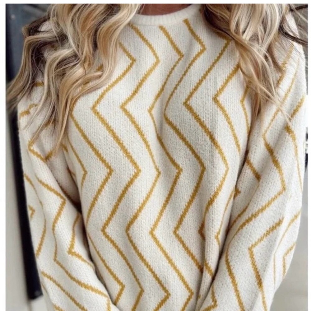 FRNCH White and Gold Zigzag Sweater